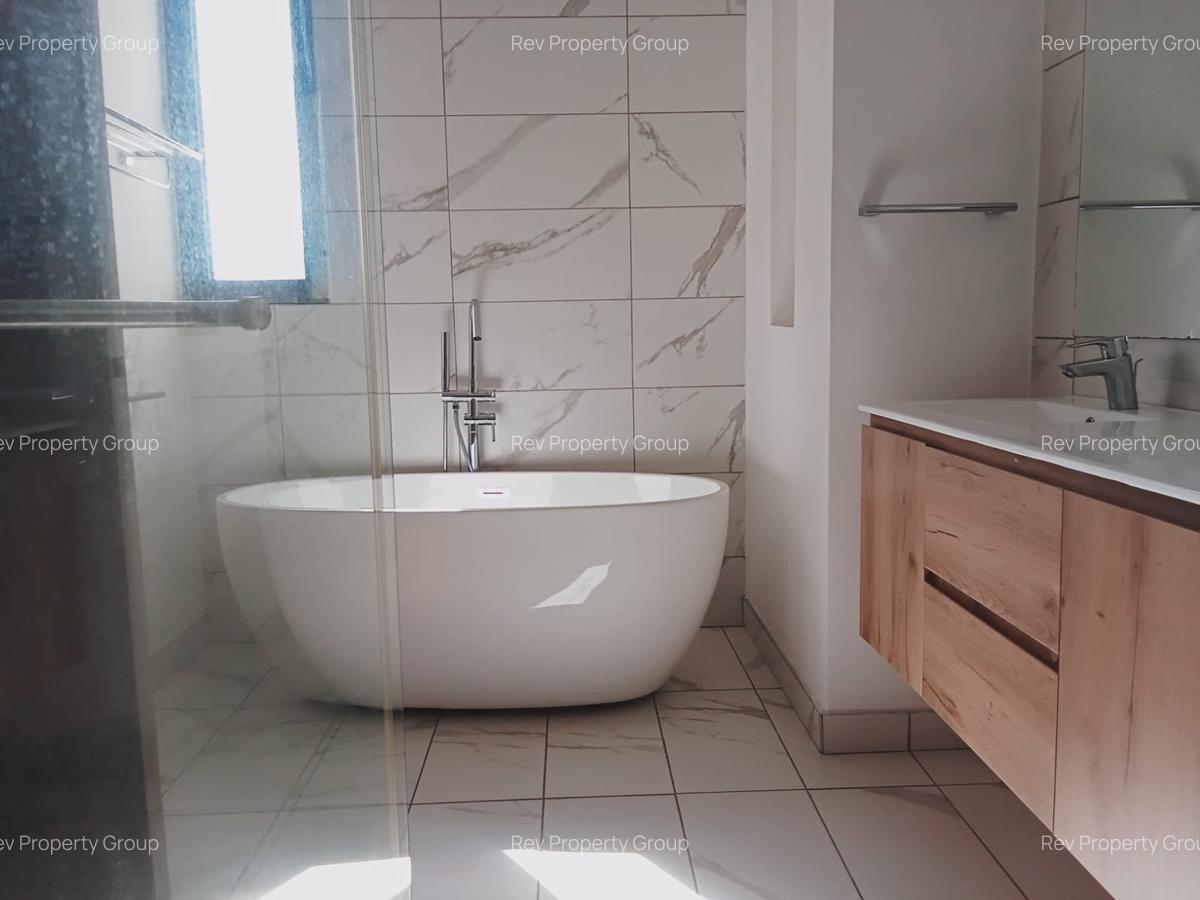 2 Bed Apartment with En Suite in Gigiri - 15