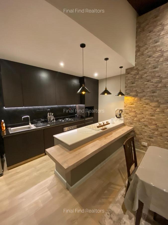 3 Bed House with En Suite in Runda - 2