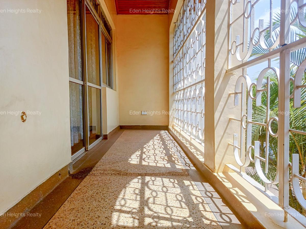 5 Bed Townhouse with Staff Quarters in Westlands Area - 11