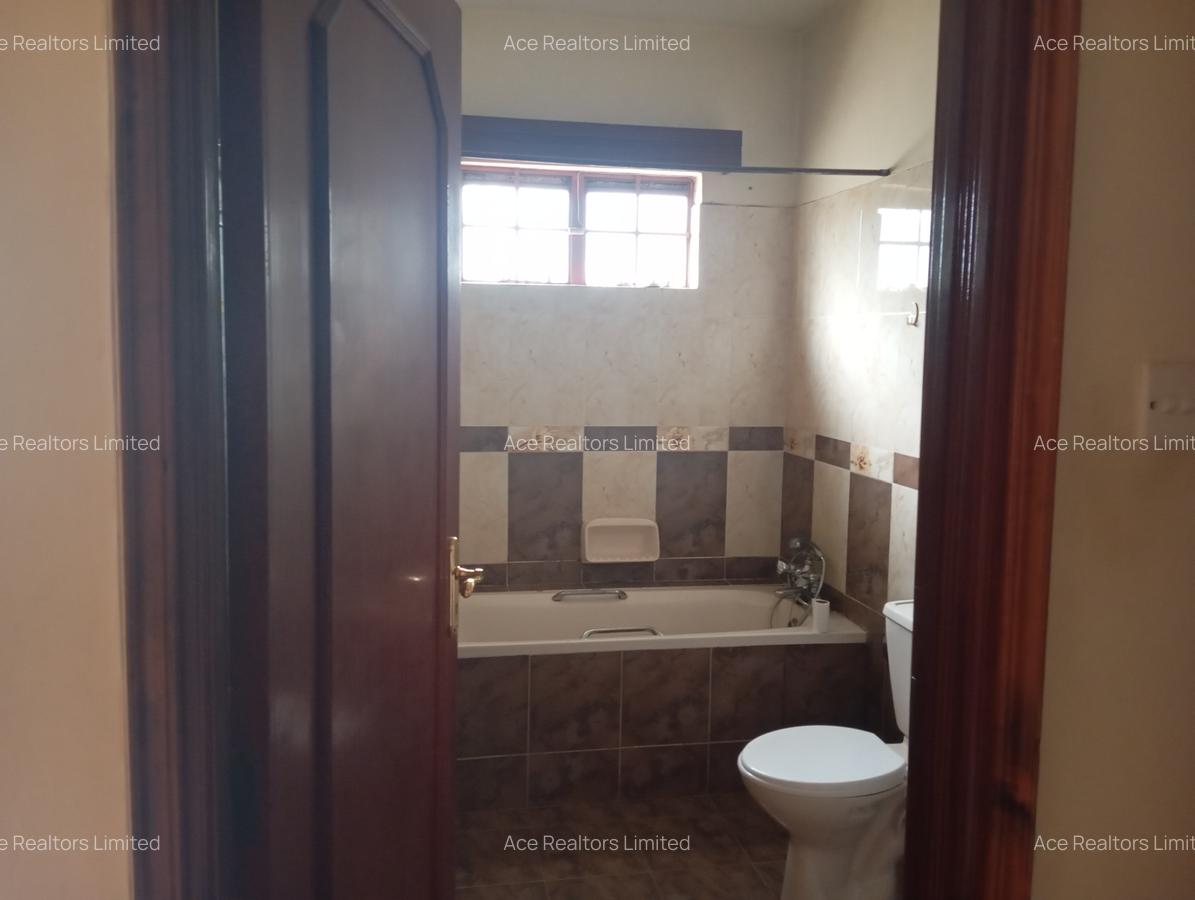 3 Bed Apartment with En Suite at Westlands Road - 7