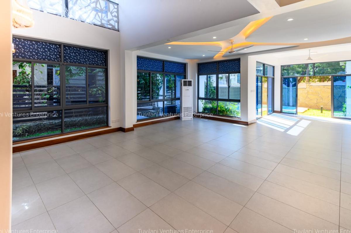 4 Bed Villa with En Suite at Nyali Mombasa - 13