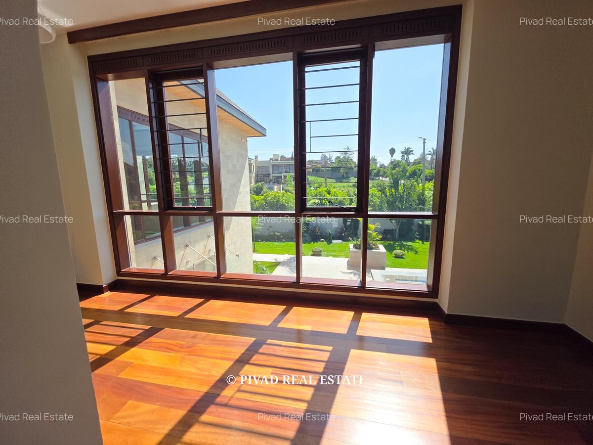 4 Bed House with Swimming Pool in Runda - 11