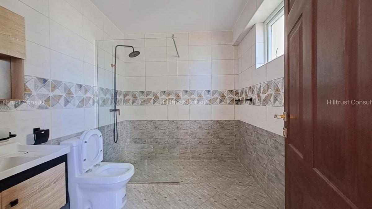 3 Bed Apartment with En Suite in General Mathenge - 6