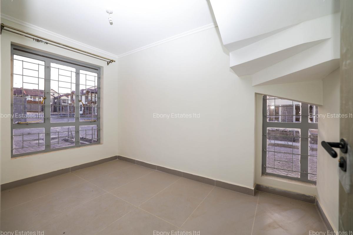 4 Bed Villa with En Suite in Kitengela - 14