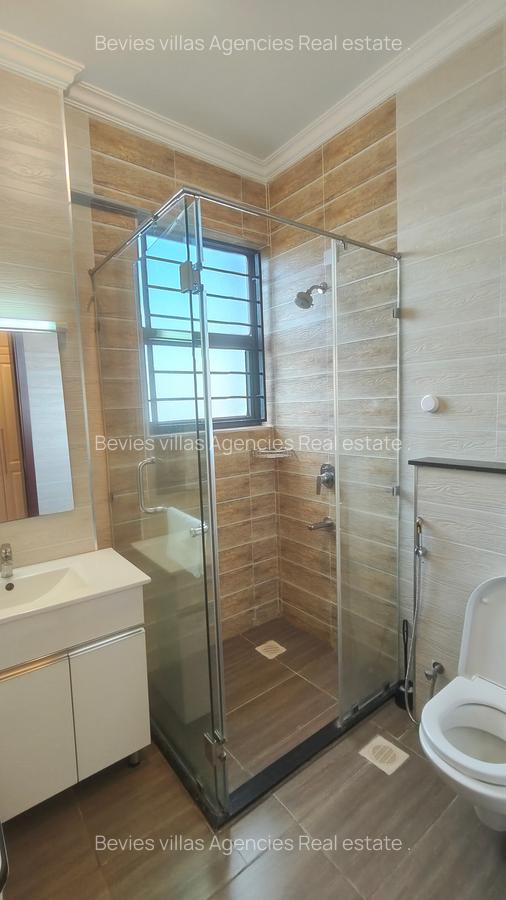 3 Bed Apartment with En Suite at General - 16