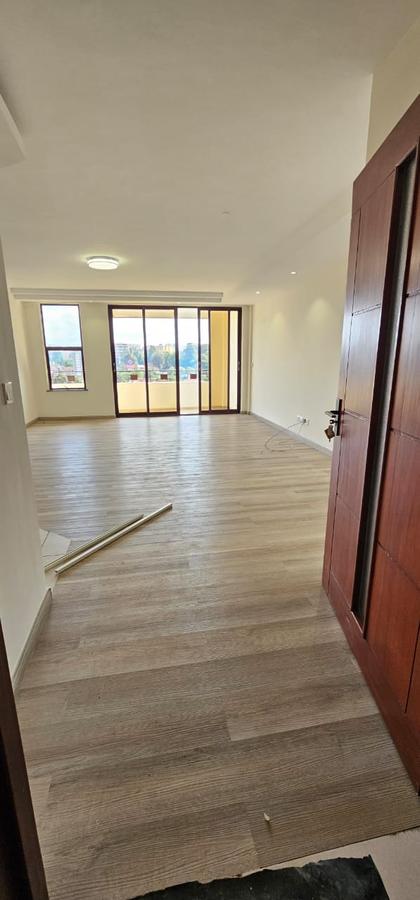 3 Bed Apartment with En Suite at Kileleshwa - 4