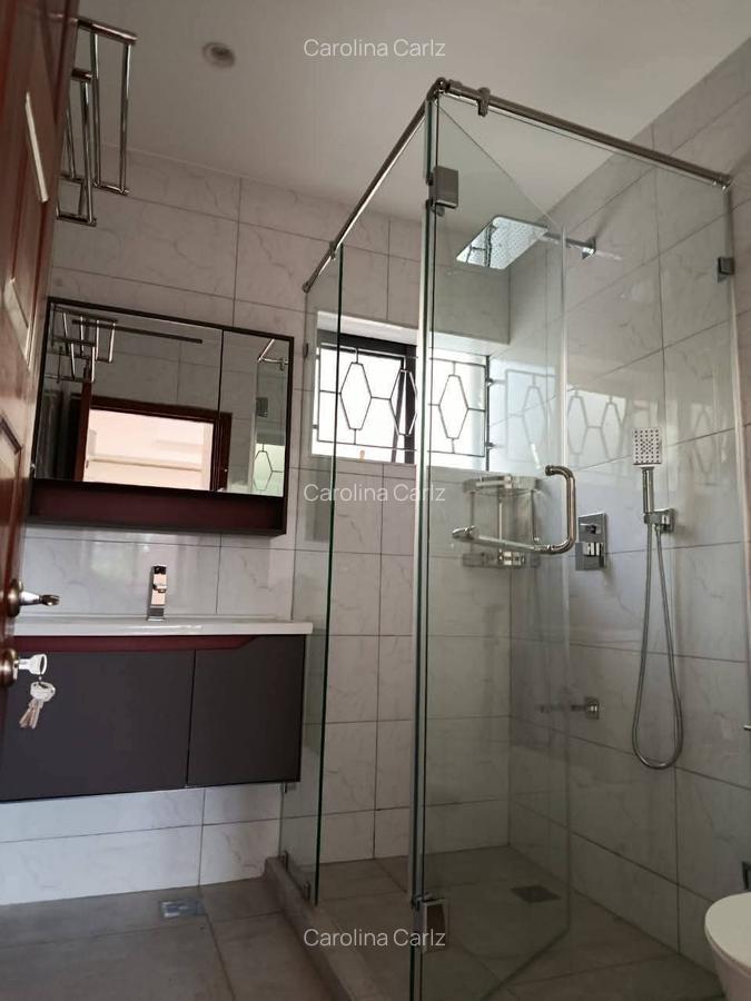 4 Bed Townhouse with En Suite at Westlands - 16