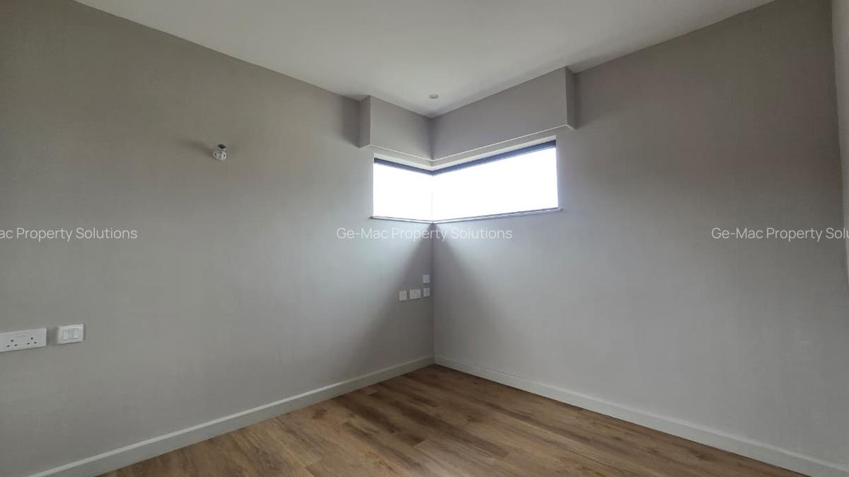 4 Bed Villa with En Suite in Runda - 8