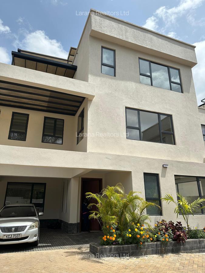 5 Bed Townhouse with En Suite at Manyani Cl - 2
