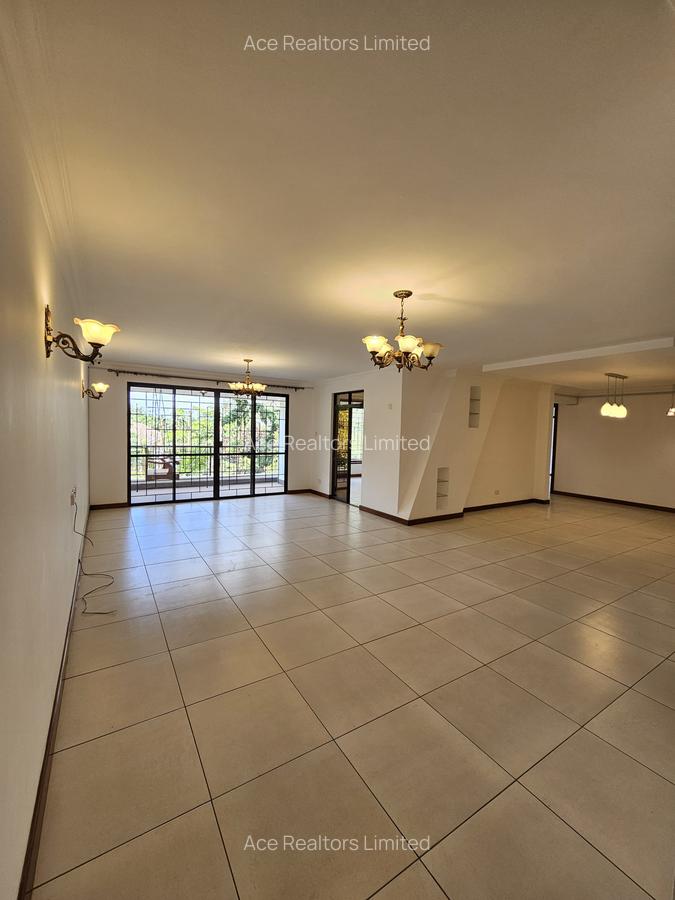 4 Bed Apartment with En Suite at Spring Valley - 2
