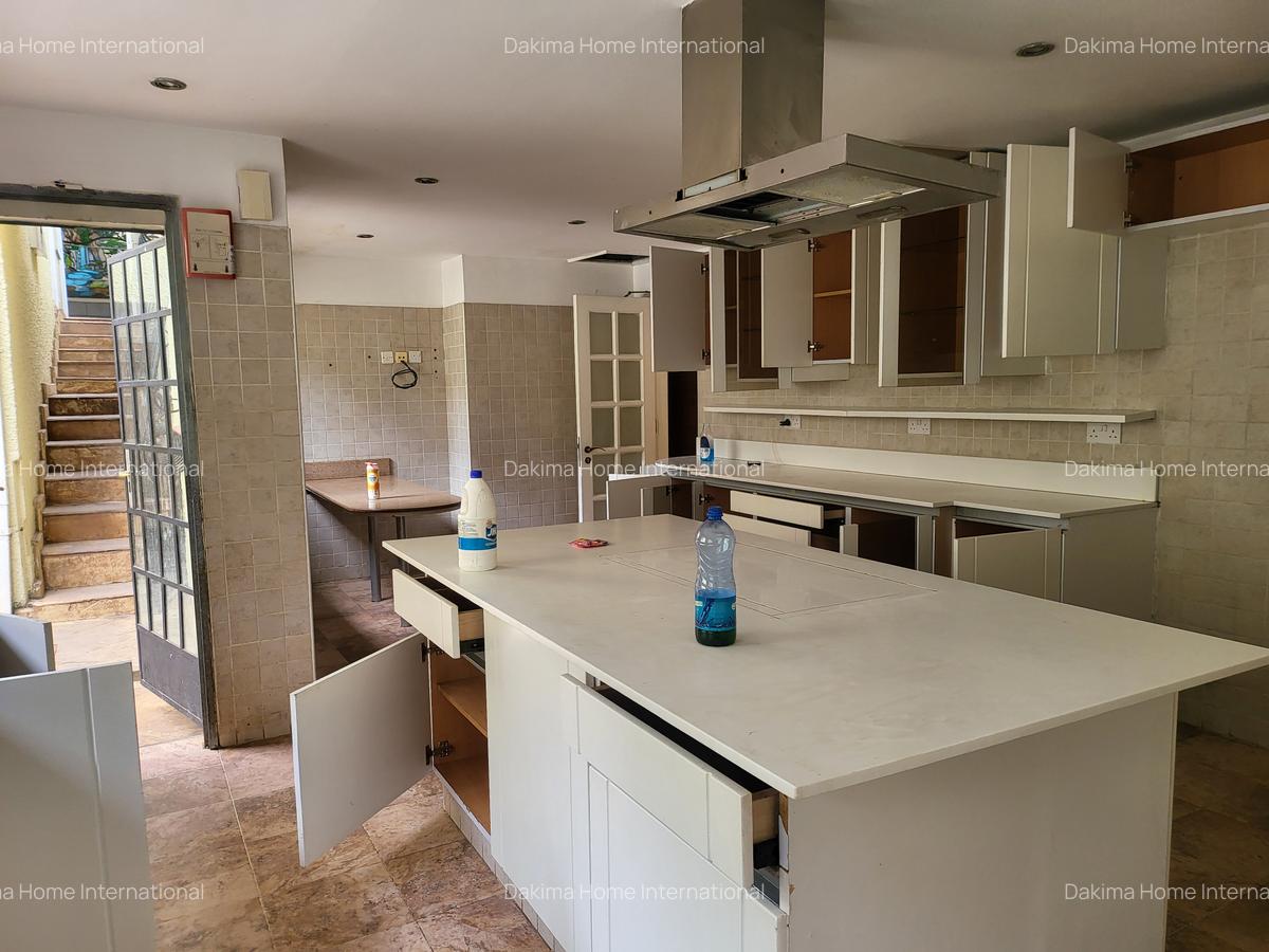 4 Bed House with En Suite in Muthaiga - 3