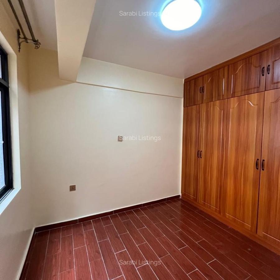 2 Bed Apartment with En Suite in Lavington - 6