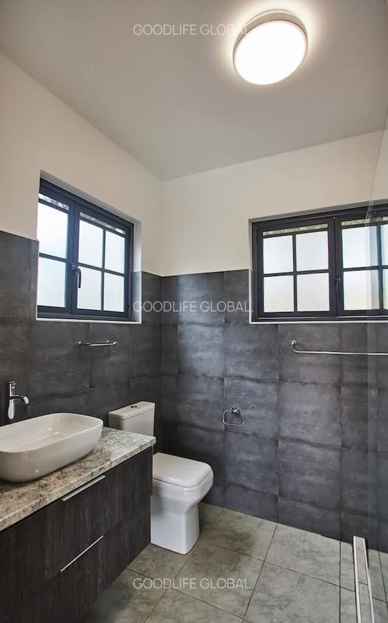 3 Bed House with En Suite at Kitisuru - 11