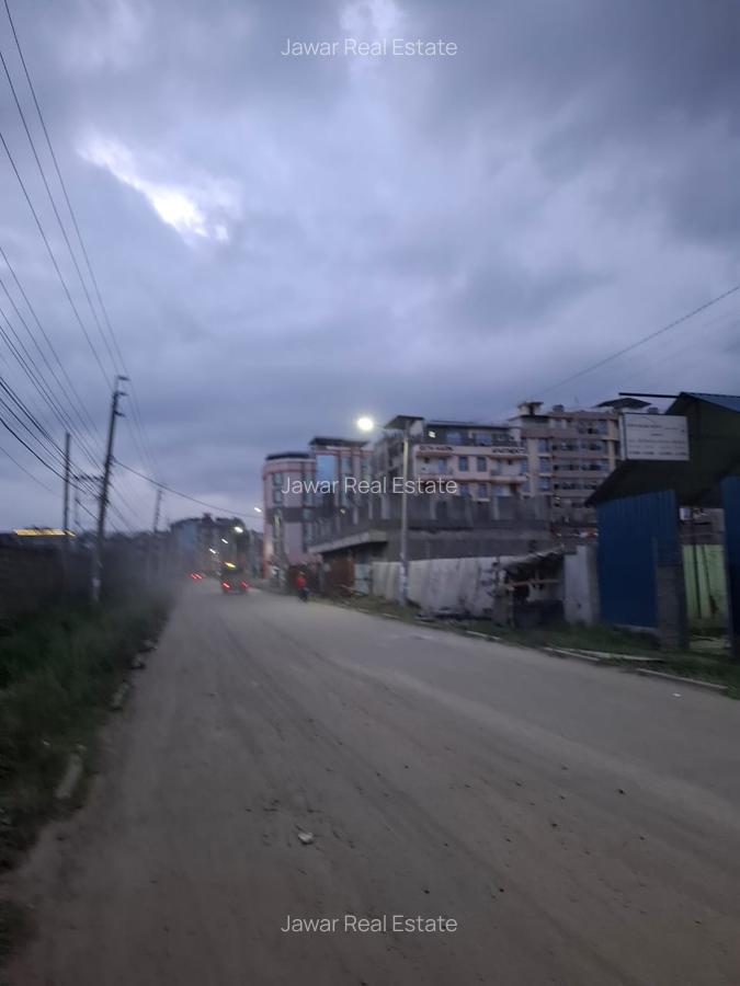 1 Bed Apartment with En Suite at Shooters - 11