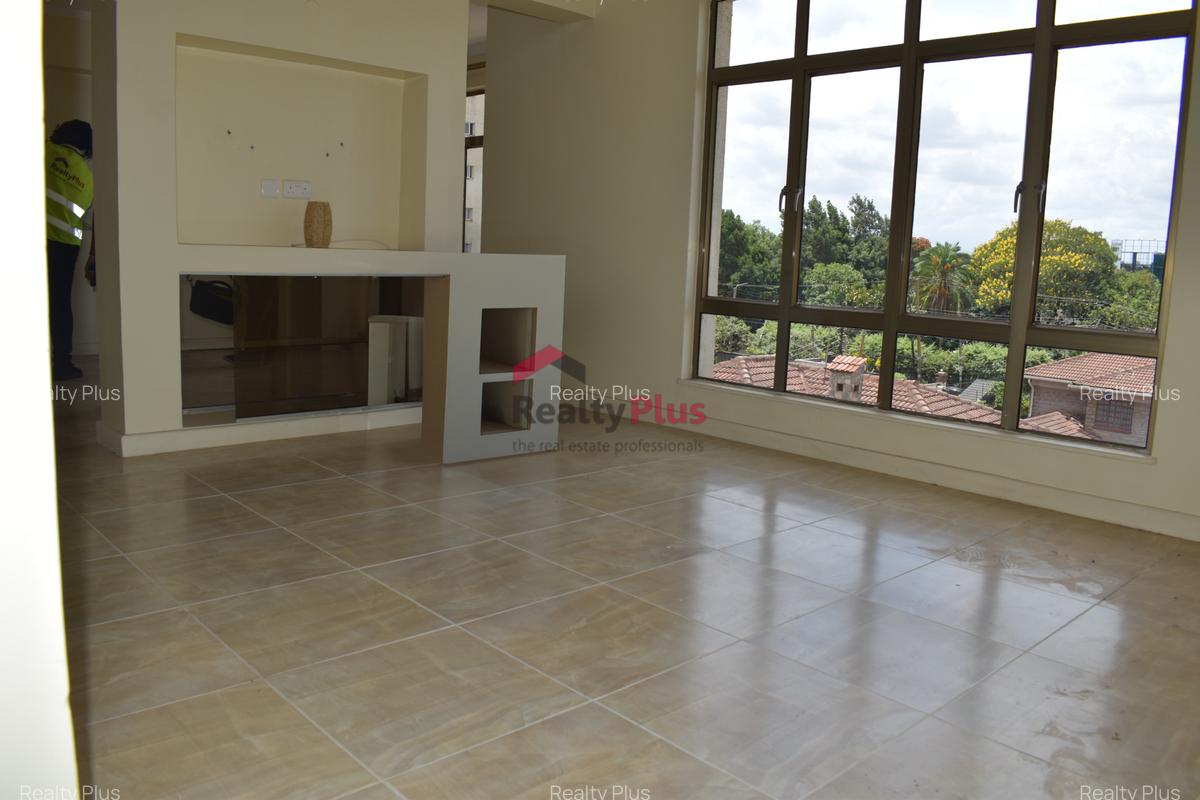 1 Bed Apartment with Parking in Kilimani - 1