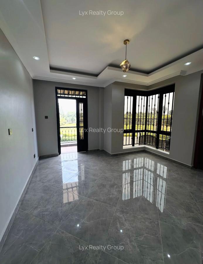 5 Bed Villa with En Suite in Runda - 10