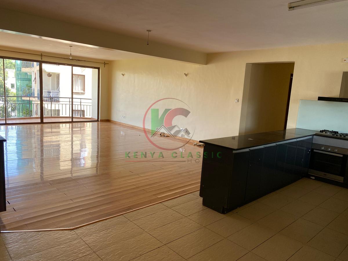 3 Bed Apartment with En Suite in Lavington - 2