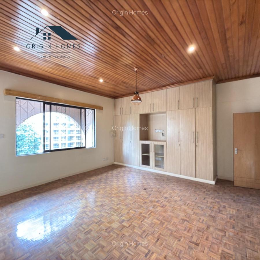 4 Bed Apartment with En Suite at Westlands - 11