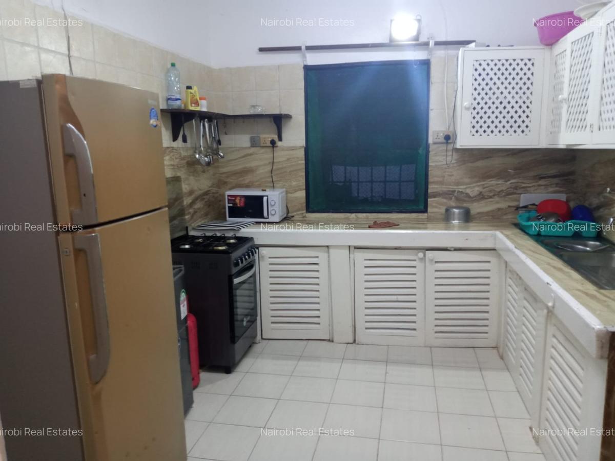 4 Bed House with Staff Quarters in Diani - 6