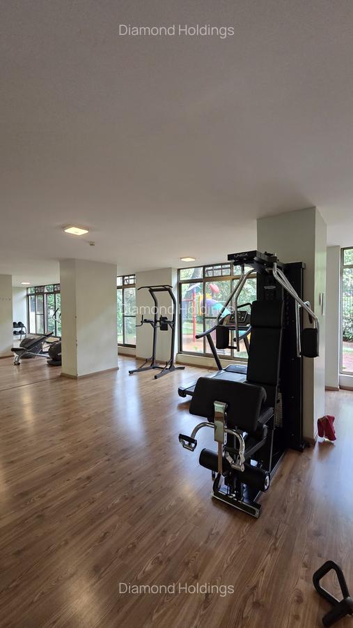 3 Bed Apartment with En Suite at Parklands - 9