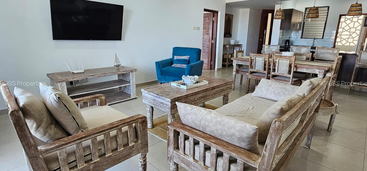 3 Bed Apartment with En Suite at As154 - 2