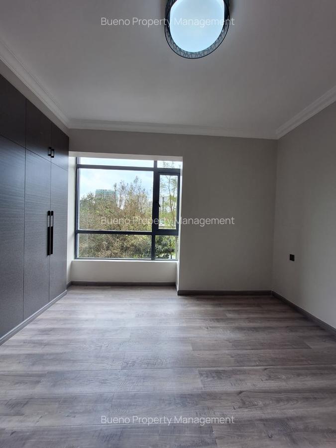 3 Bed Apartment with En Suite in Lavington - 16