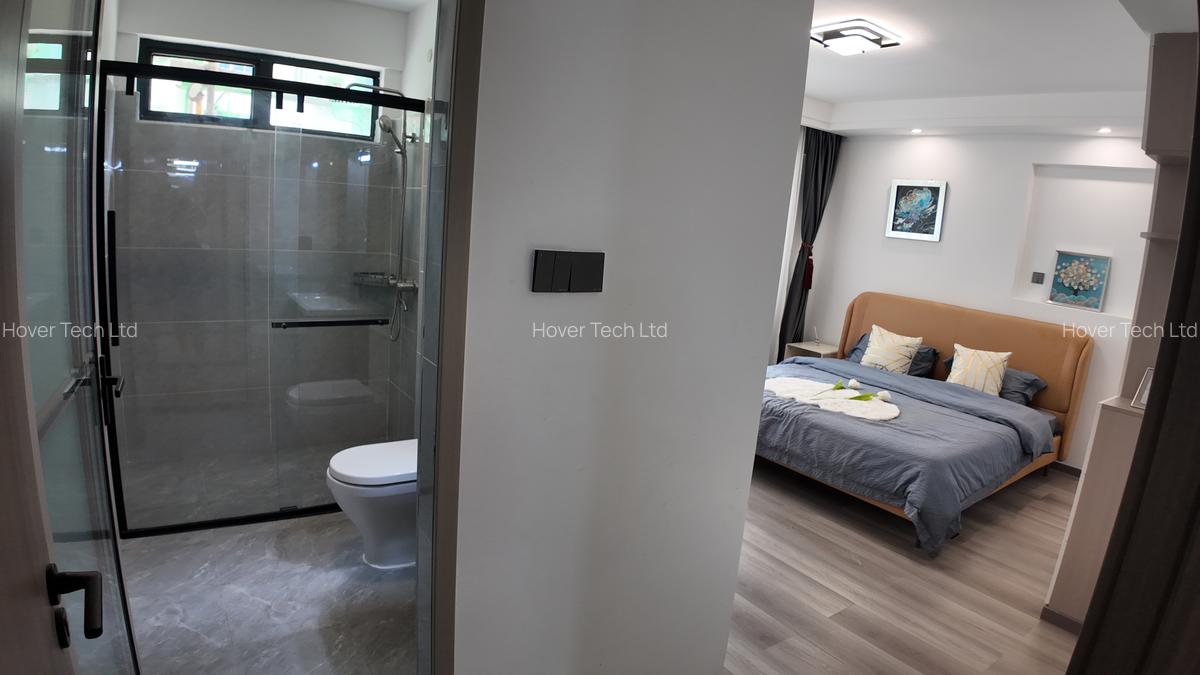 Serviced 2 Bed Apartment with En Suite in Valley Arcade - 6