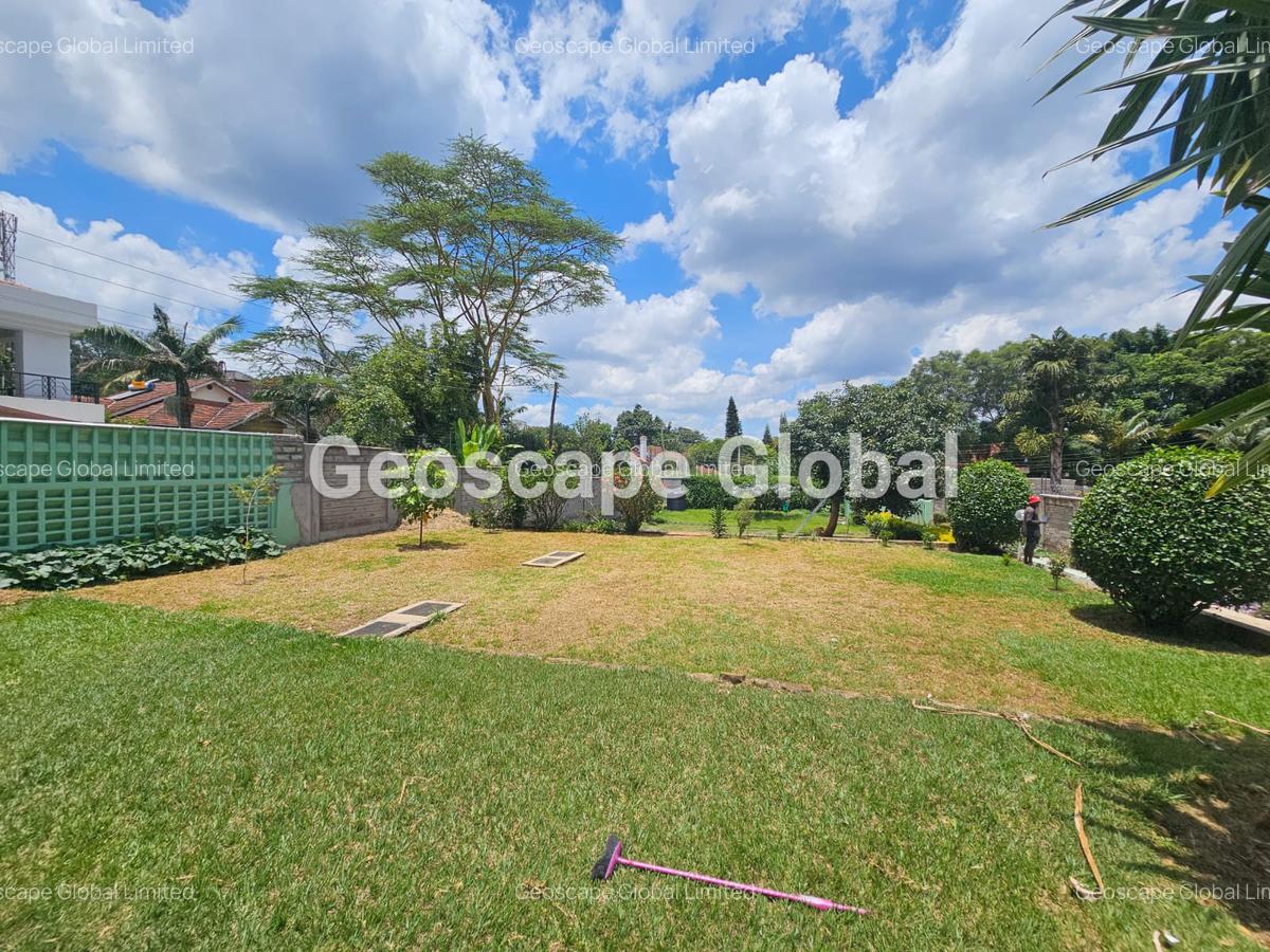 4 Bed House with En Suite in Runda - 12