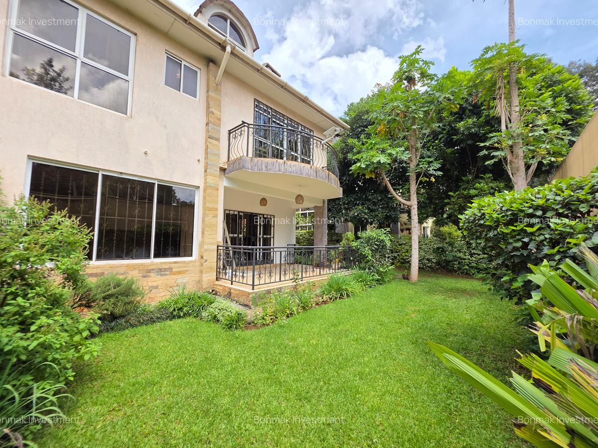 4 Bed Townhouse with En Suite at Kyuna - 4
