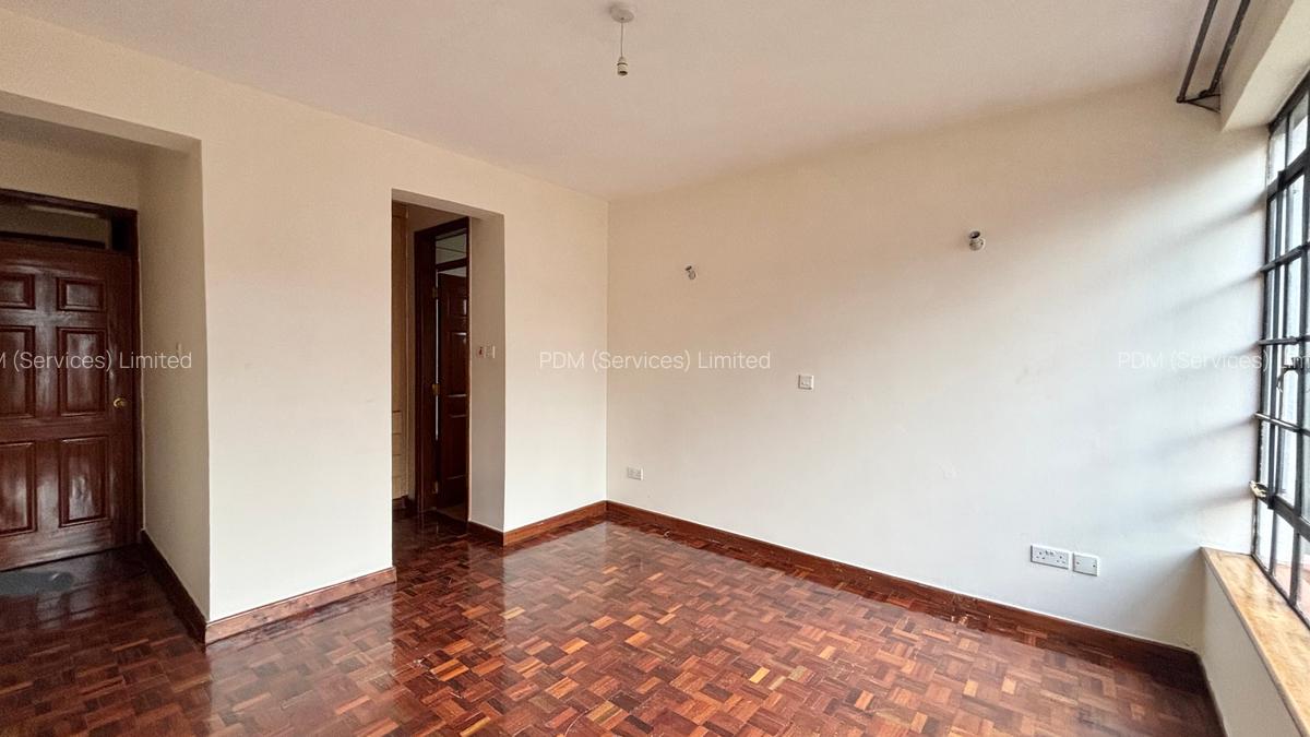 2 Bed Apartment with En Suite in Lavington - 7