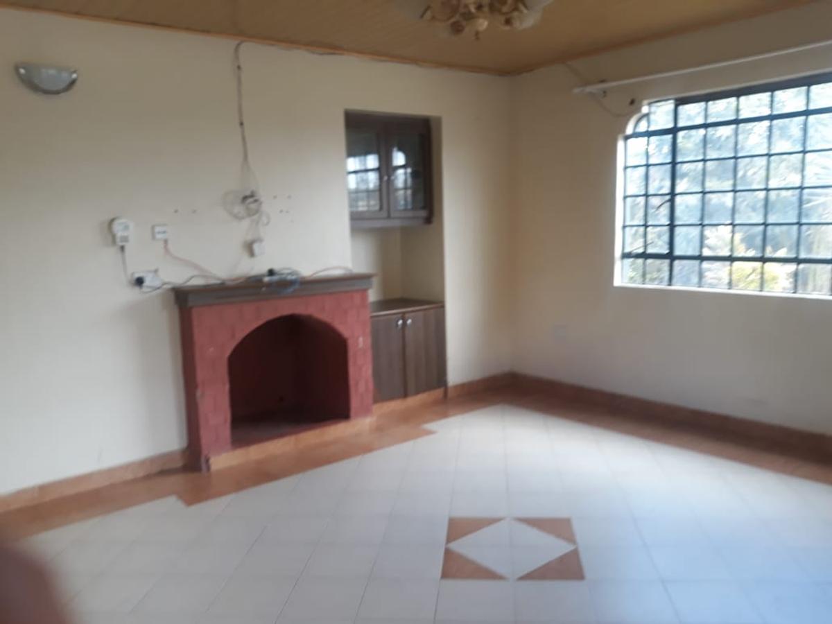 3 Bed Townhouse with En Suite at Ngong Suswa Road - 12