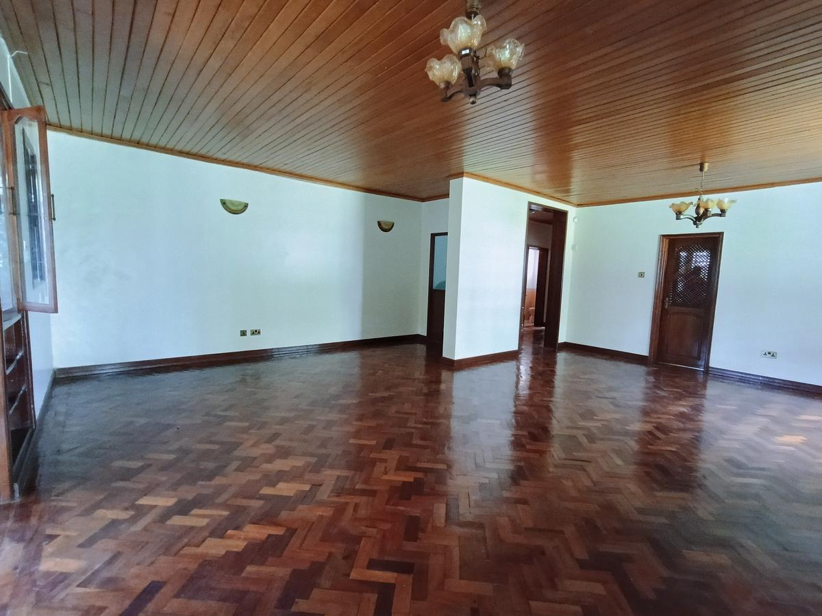 4 Bed House with En Suite in Kitisuru - 8