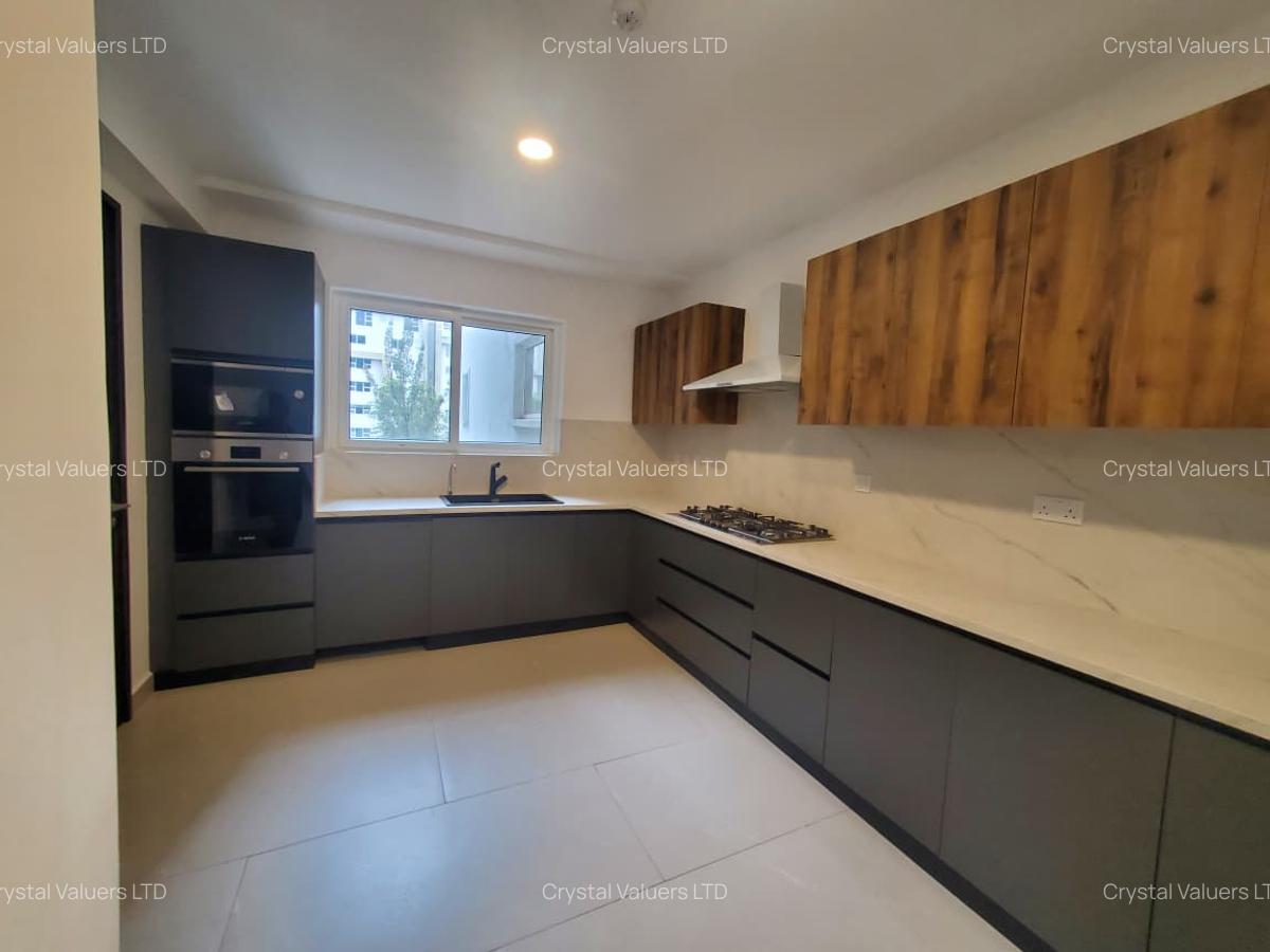 4 Bed Apartment with En Suite in General Mathenge - 12