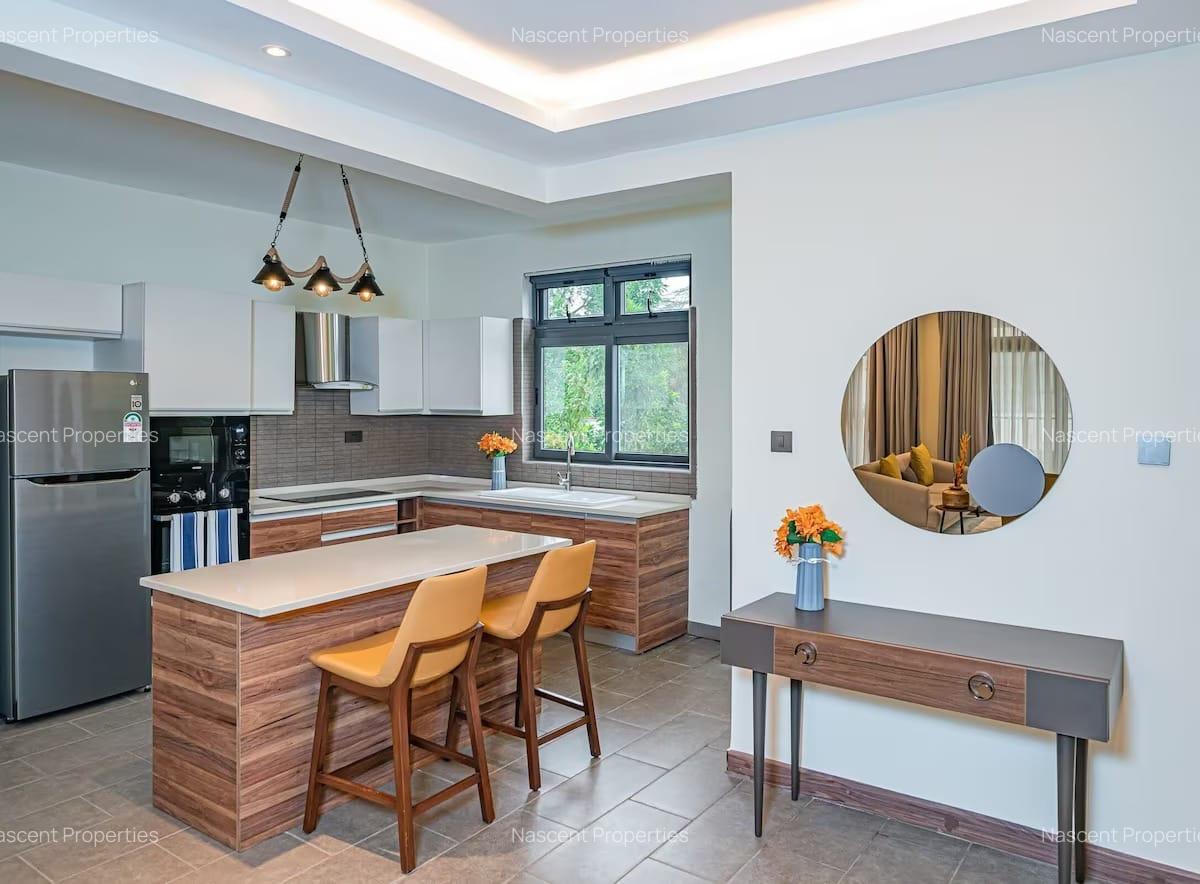 Serviced 2 Bed Apartment with En Suite in Spring Valley - 2