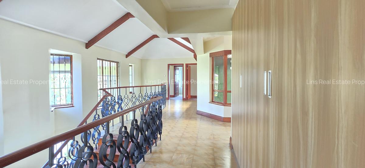 5 Bed Townhouse with En Suite in Runda - 16