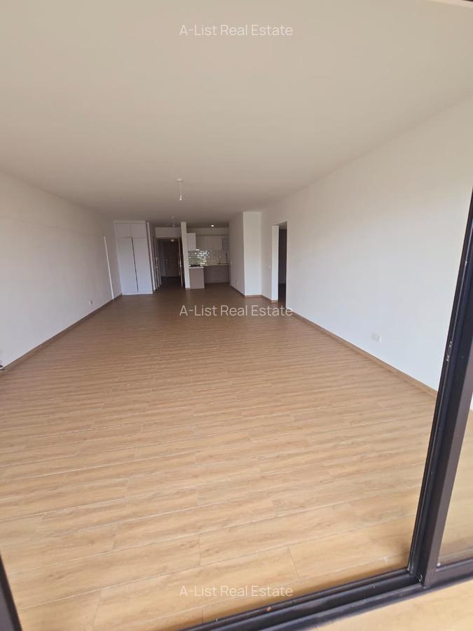 3 Bed Apartment with En Suite at Othaya Road - 4