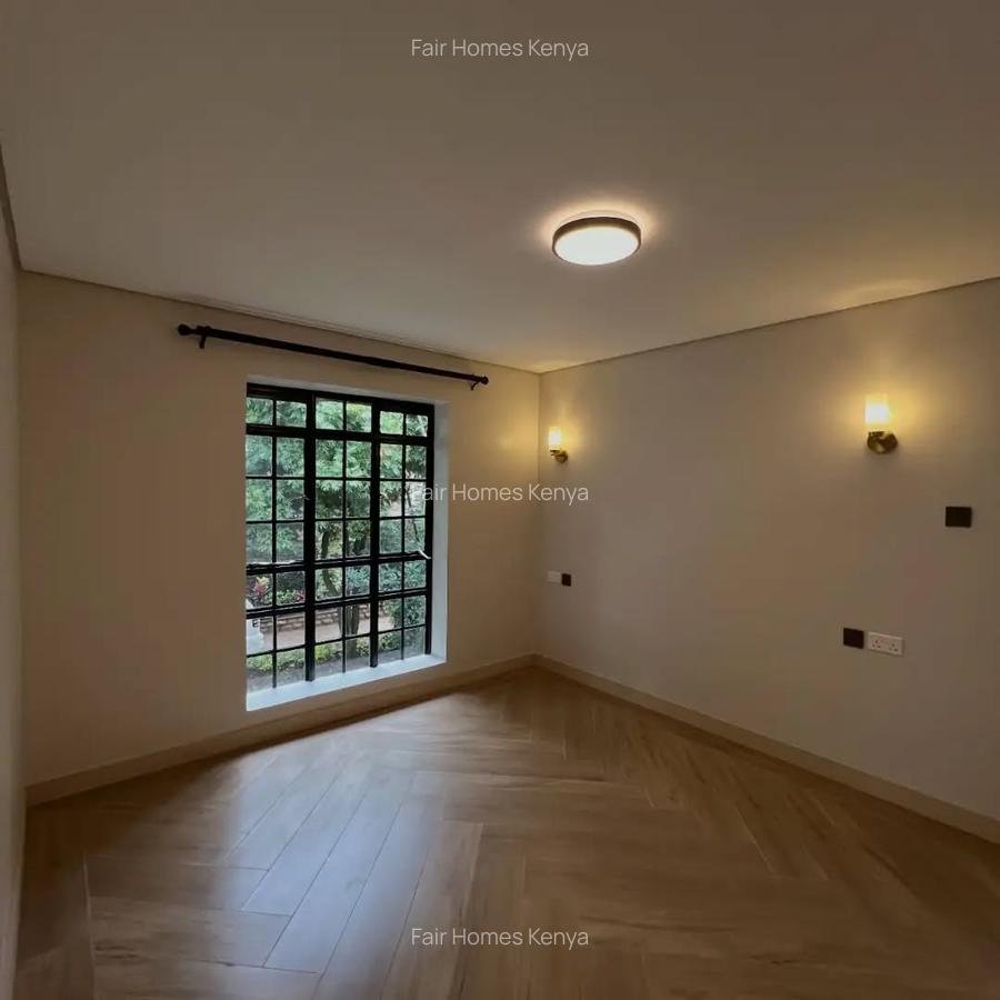 6 Bed Townhouse with En Suite at Convent Drive - 8