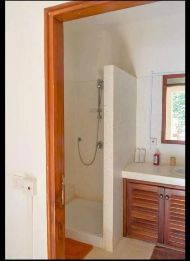 2 Bed Apartment with En Suite in Malindi - 14