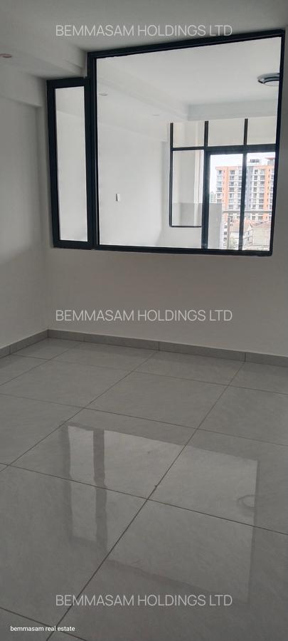 1 Bed Apartment with En Suite at Westlands Road - 6