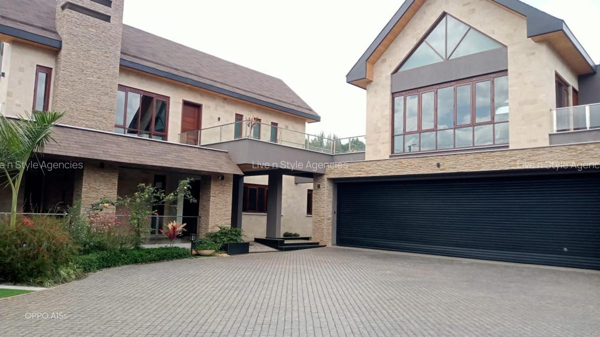 4 Bed Townhouse with En Suite in Runda - 2