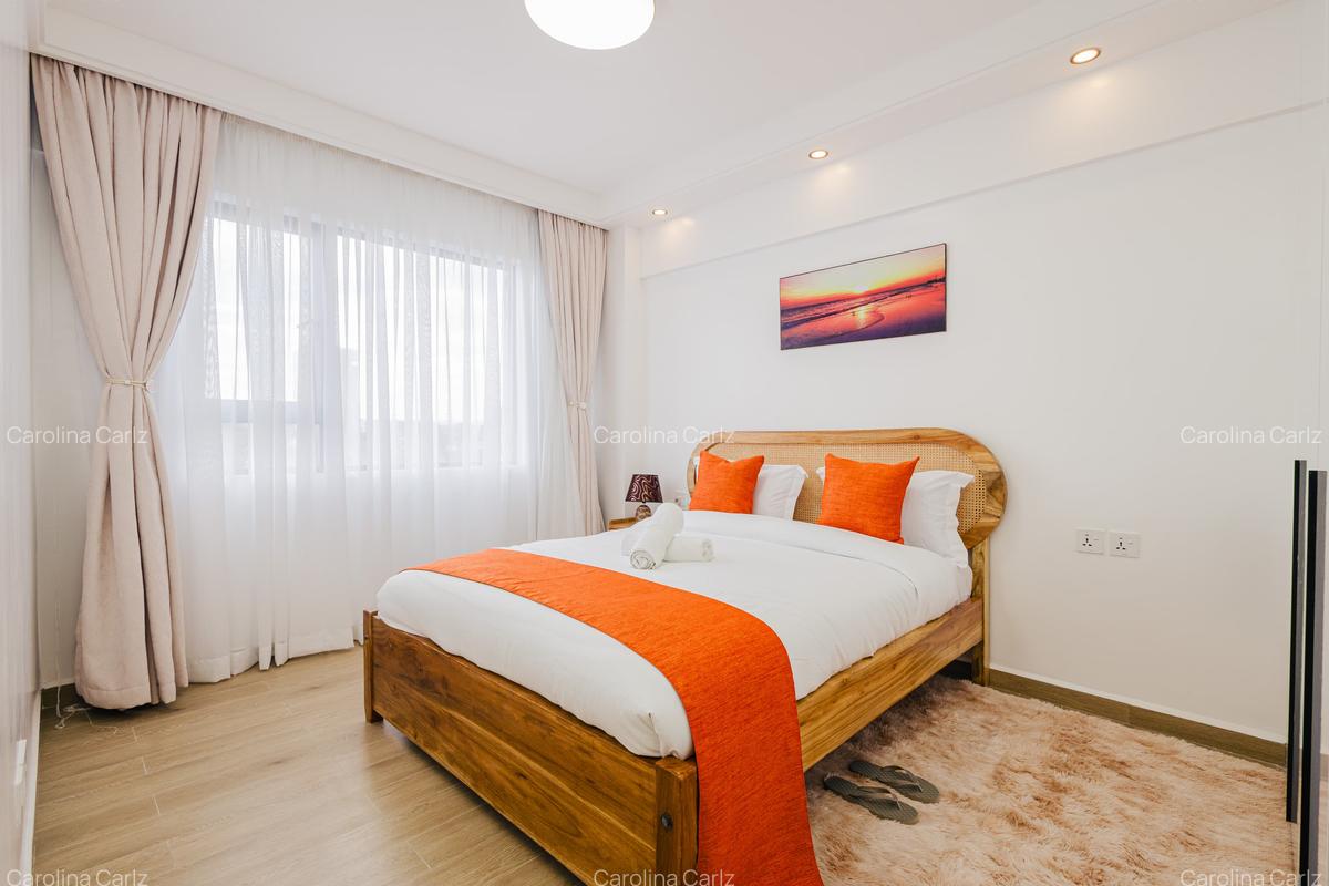 Serviced 3 Bed Apartment with En Suite in Westlands Area - 16