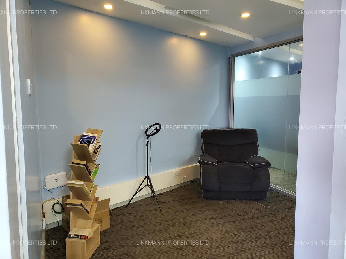 1,242 ft² Office with Service Charge Included in Westlands Area - 3