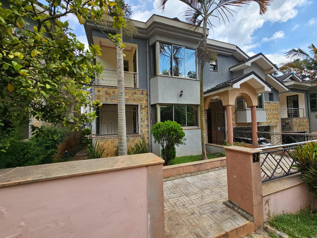 4 Bed Townhouse with En Suite in Westlands Area - 1 4 Bed Townhouse with En Suite in Westlands Area - 1