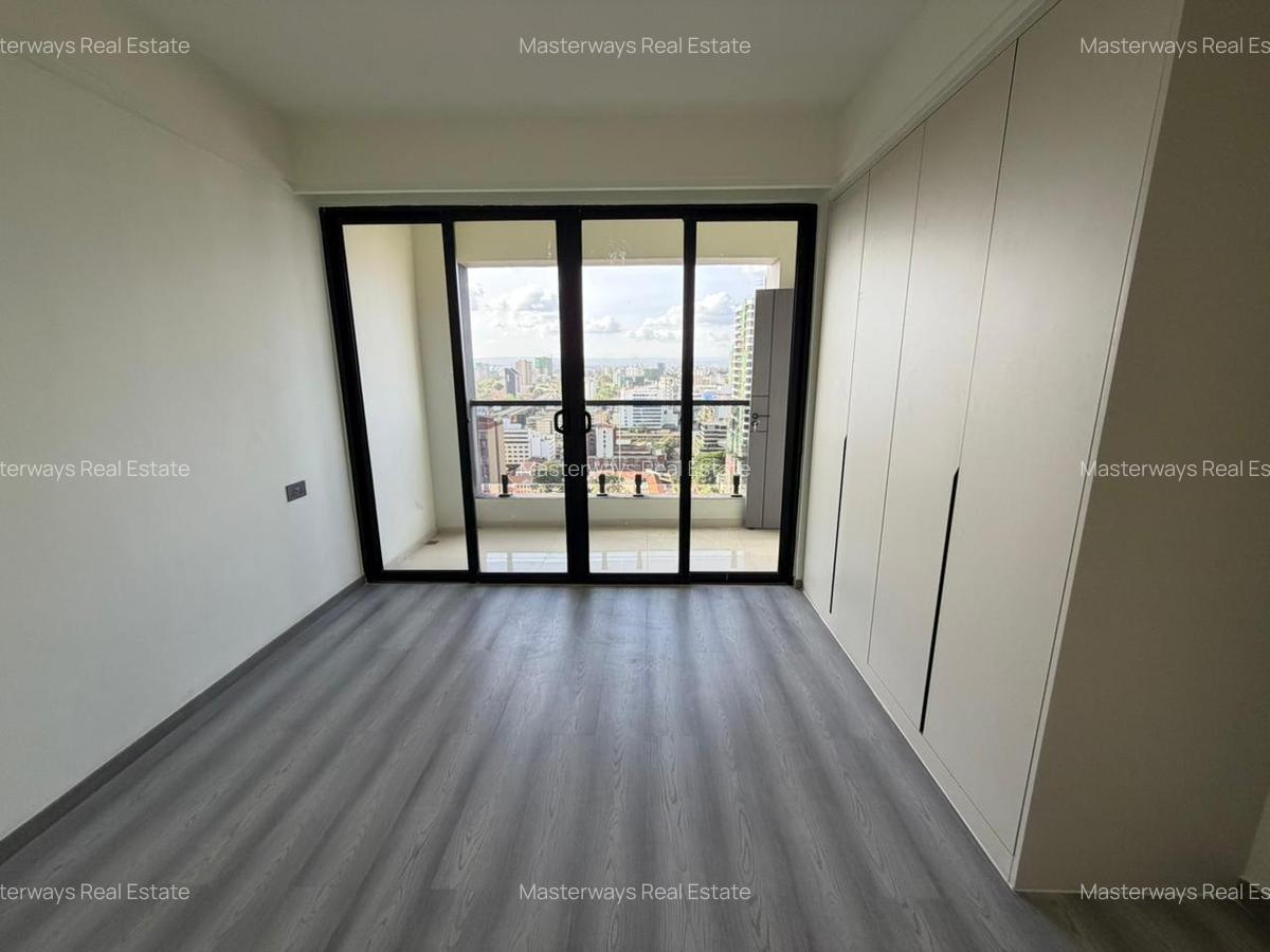 1 Bed Apartment with En Suite at Westlands Road - 6