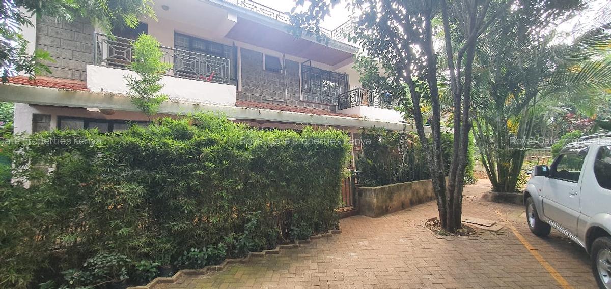 4 Bed House at Marula Lane - 3