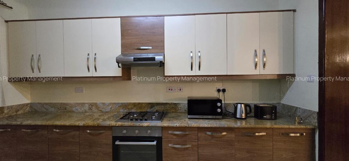 Serviced 2 Bed Apartment with En Suite at Brookside Gardens - 8