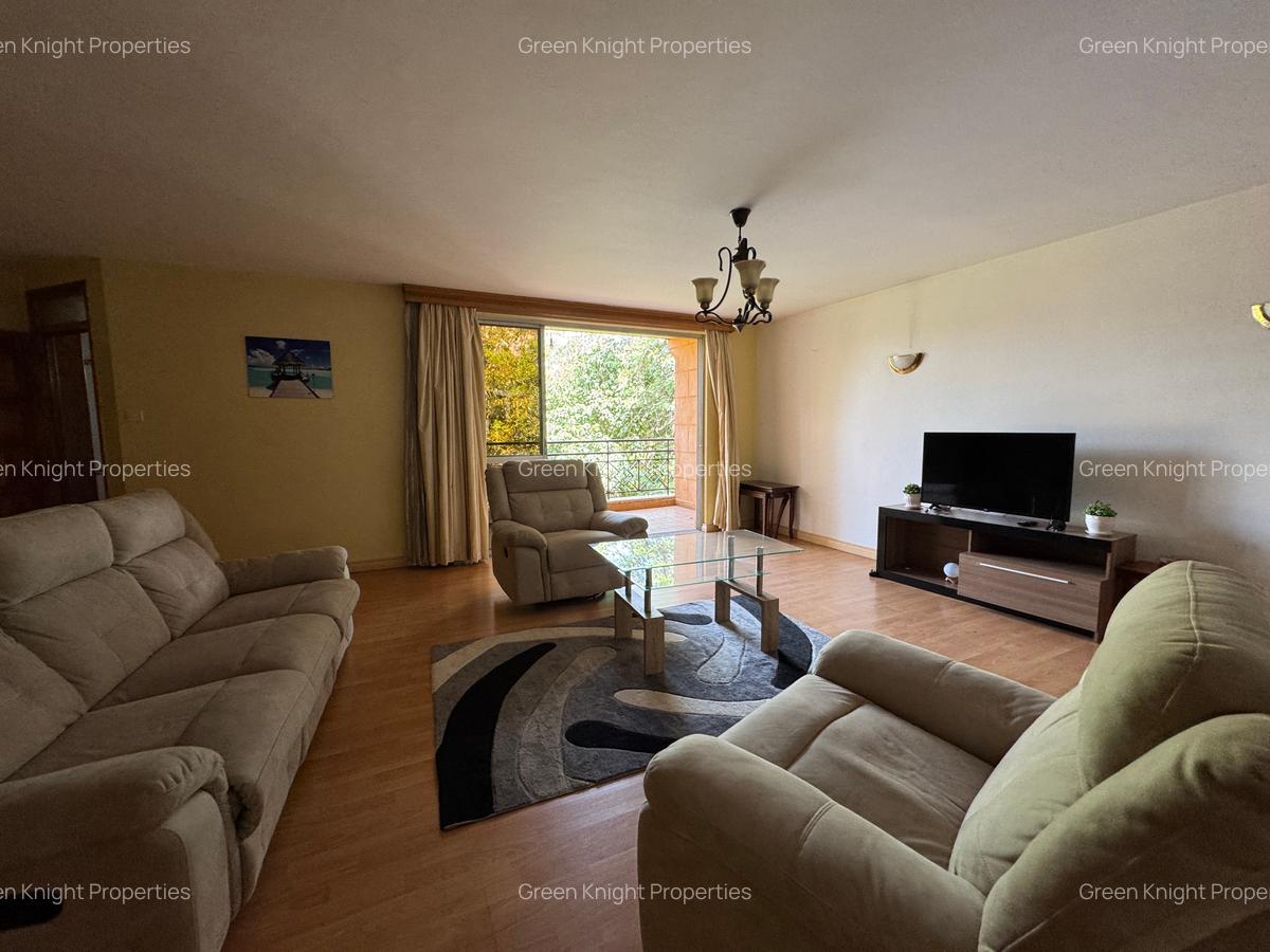 Serviced 3 Bed Apartment with En Suite in Brookside - 11