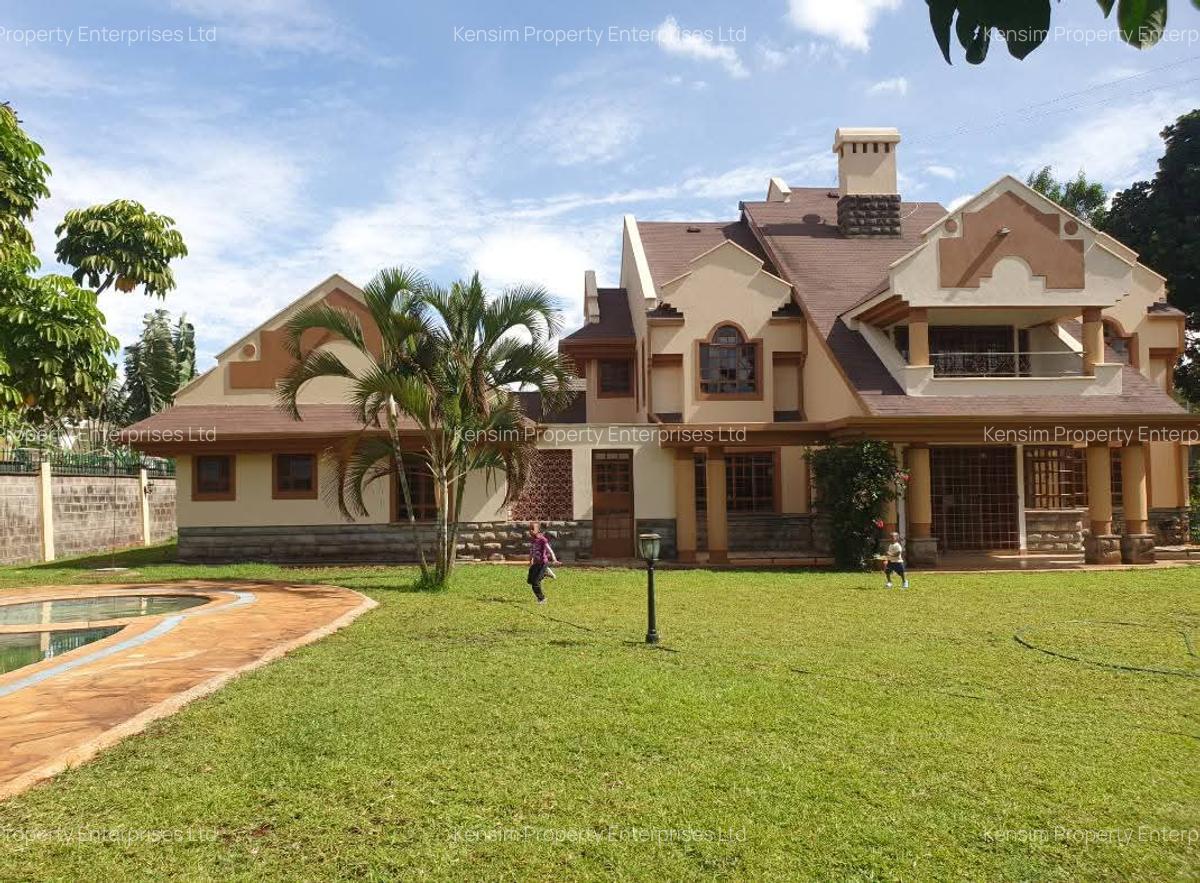 5 Bed House with En Suite in Runda - 19