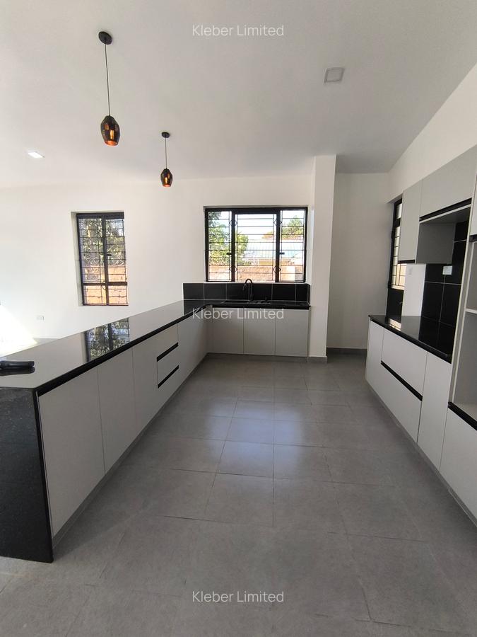 3 Bed House with En Suite in Ruiru - 2