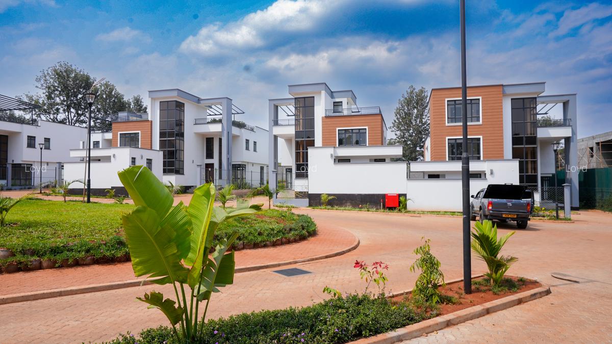 4 Bed House with En Suite in Kiambu Road - 9